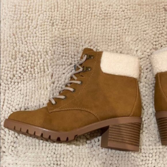 Addition Elle Women Brown Wide Combat Sherpa Trim Lace up Winter Boots Size 9W - Picture 6 of 12